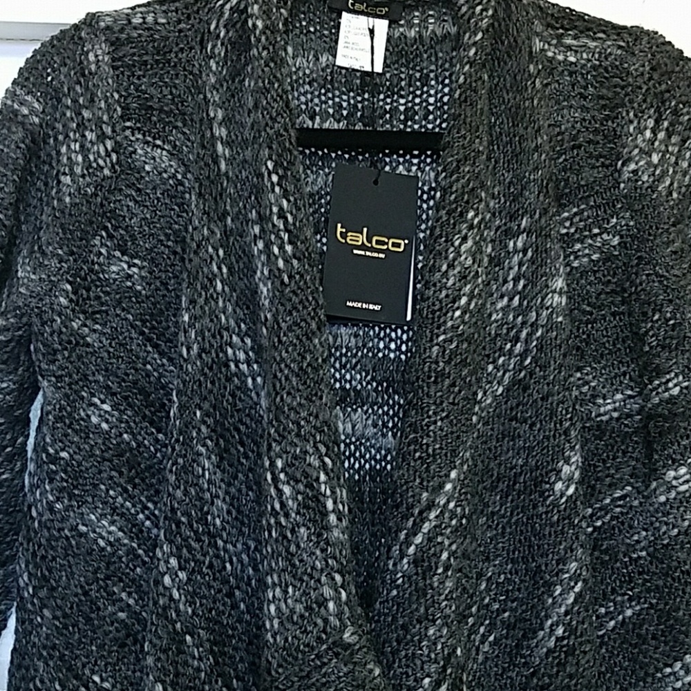 Sharkbite Cardigan - Picture 2 of 4